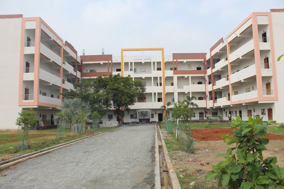 Malineni Lakshmaiah College of Pharmacy