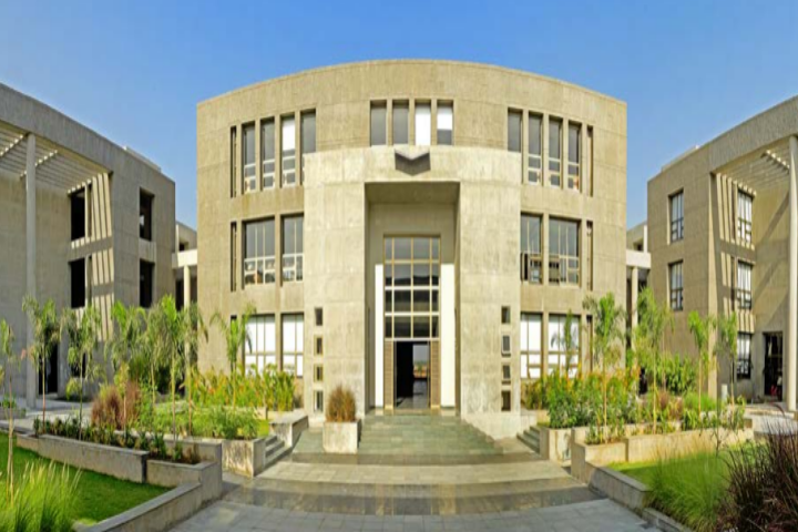 P.P. Savani University, Surat Gujarat,BE.B.Tech