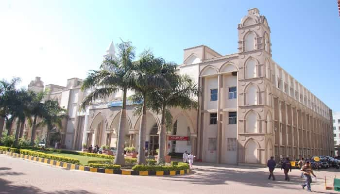 Peoples College of Dental Sciences & Research Centre, Bhopal